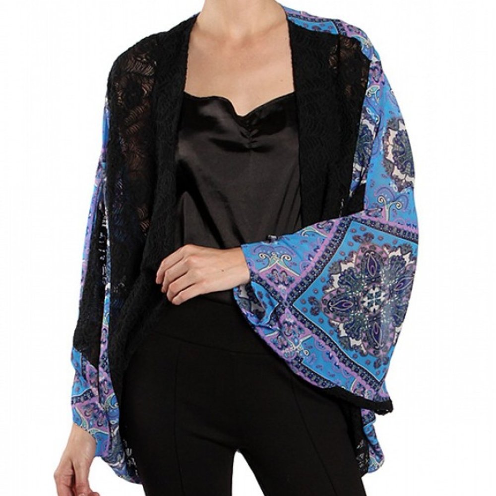 NWT RYU LACE CONTRAST SCARF PRINT KIMONO